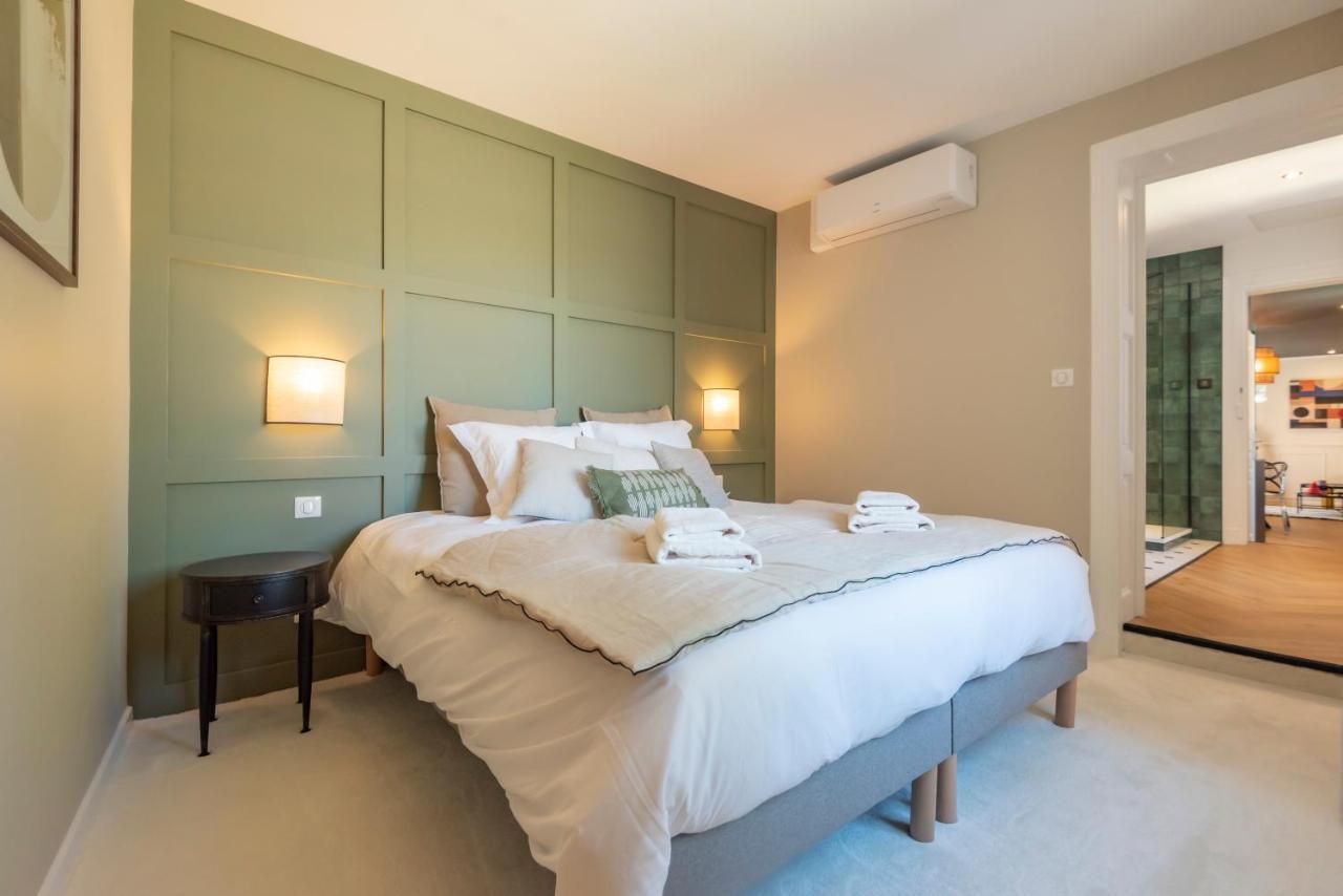 Le Cosy Chic . Proche Gare . Centre-Ville Macon . Neuf . Climatisation . Design . Wifi . Bagian luar foto